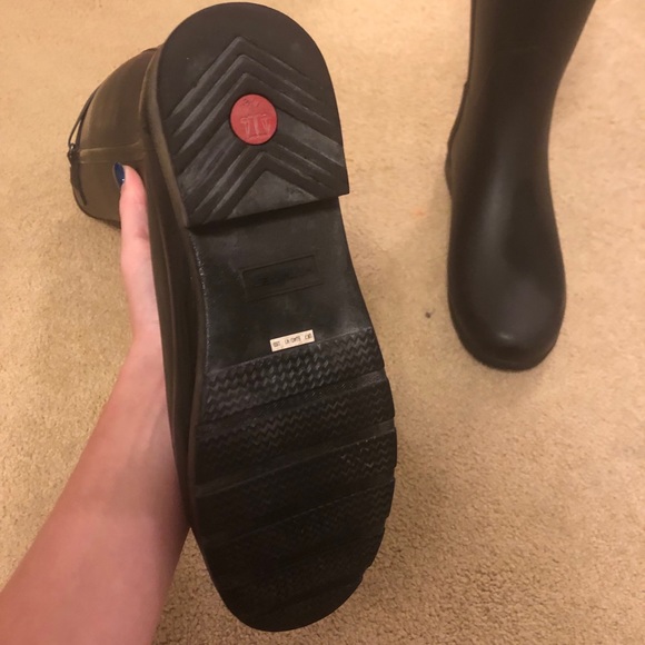 Hunter Boots - Picture 2 of 7